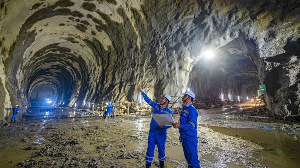 oil reserves underground rock cavern construction for strategic oil storage
